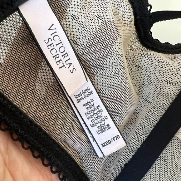 Victoria's Secret DREAM ANGELS Lined Demi Lace & Dot Mesh Long Line Bra - Picture 11 of 12